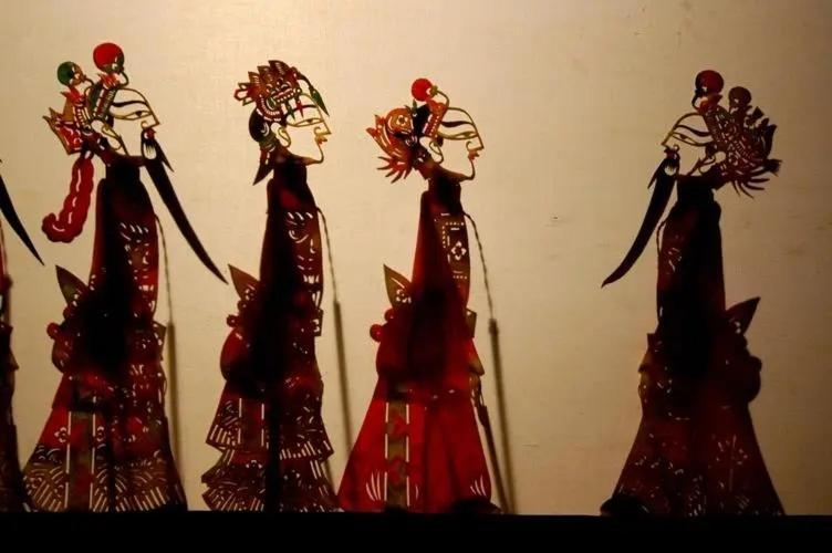 The East Hotel-Very Close To The Drum Tower,The Lama Temple,Houhai Bar Street,And The Forbidden City,There Are Many Old Beijing Traditional Hutongs Around The Hotel ,Experience The Culture Of Old Beijing Hutongs,Near Exit A Of Shichahai On Metro Line Kültér fotó